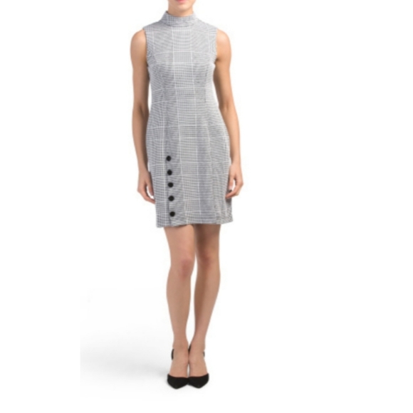 Sharagano Dresses & Skirts - Black and White Houndstooth Sheath Dress